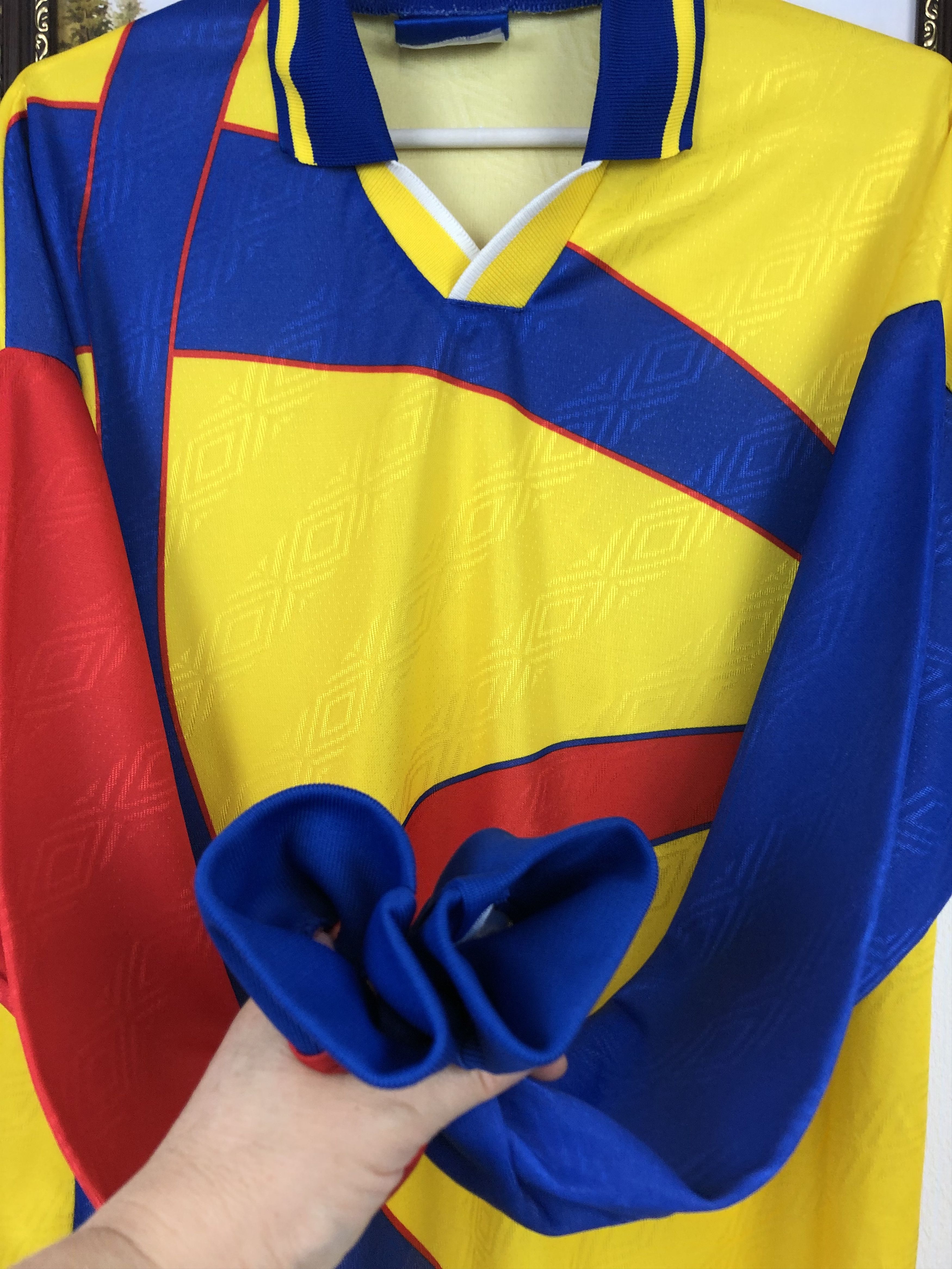 Umbro Vintage Football Template Romania Shirt Long Sleeve Rare Size US L / EU 52-54 / 3 - 5 Thumbnail
