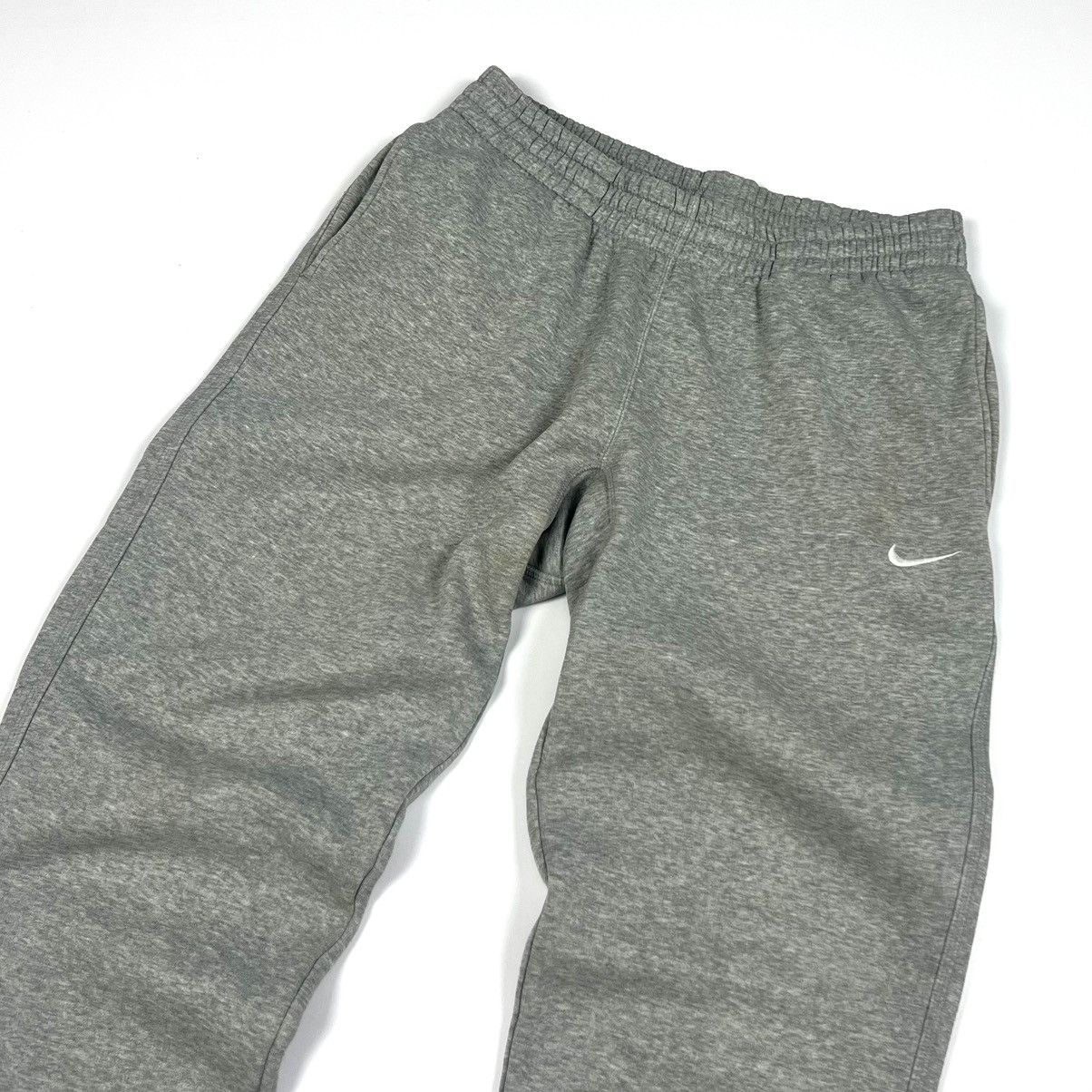 Nike × Vintage Vintage Nike Baggy Grey Cotton Y2K Casual Jogger Pants - M Size US 34 / EU 50 - 2 Thumbnail