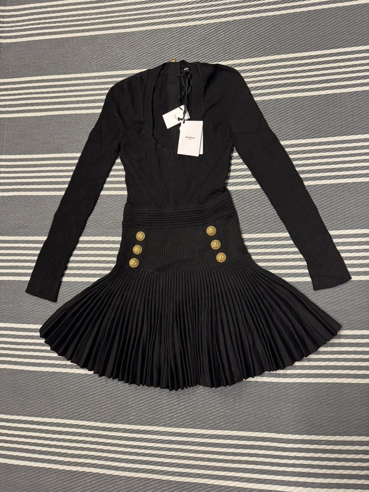 Balmain Balmain flared ribbed-knit dress Size S / US 4 / IT 40 - 1 Thumbnail
