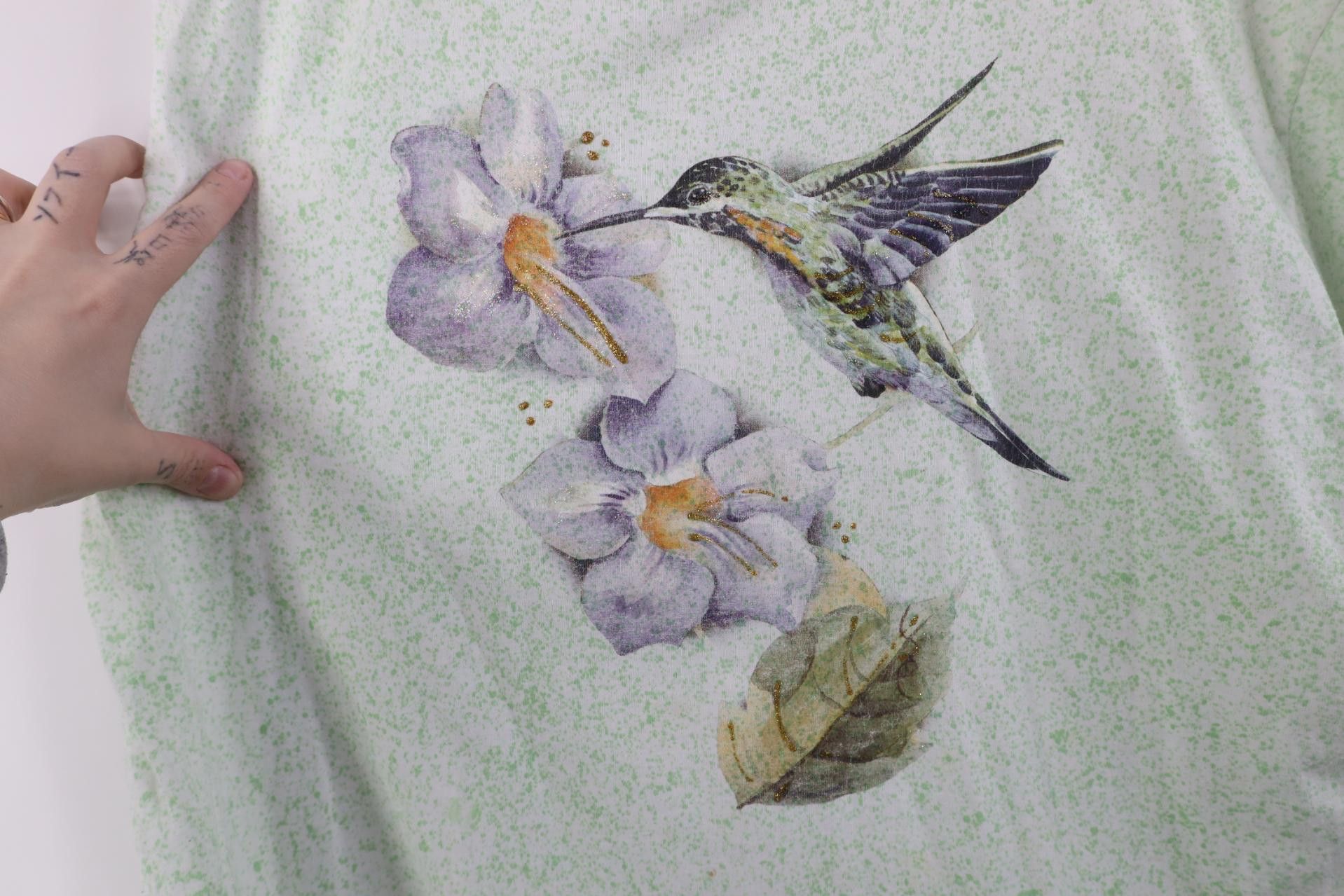 Vintage Vintage 90s Y2K Streetwear Hummingbird Flower T-Shirt Size L / US 10 / IT 46 - 4 Thumbnail