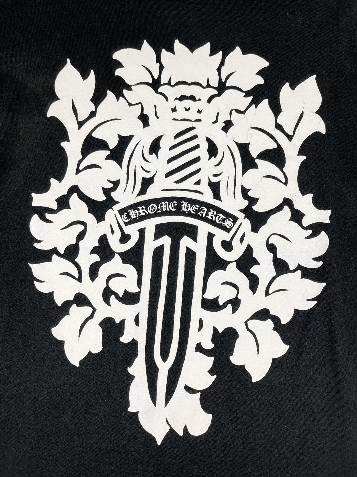Chrome Hearts Chrome Hearts Vintage Floral Dagger Neck Longsleeve Tshirt Size US L / EU 52-54 / 3 - 6 Thumbnail