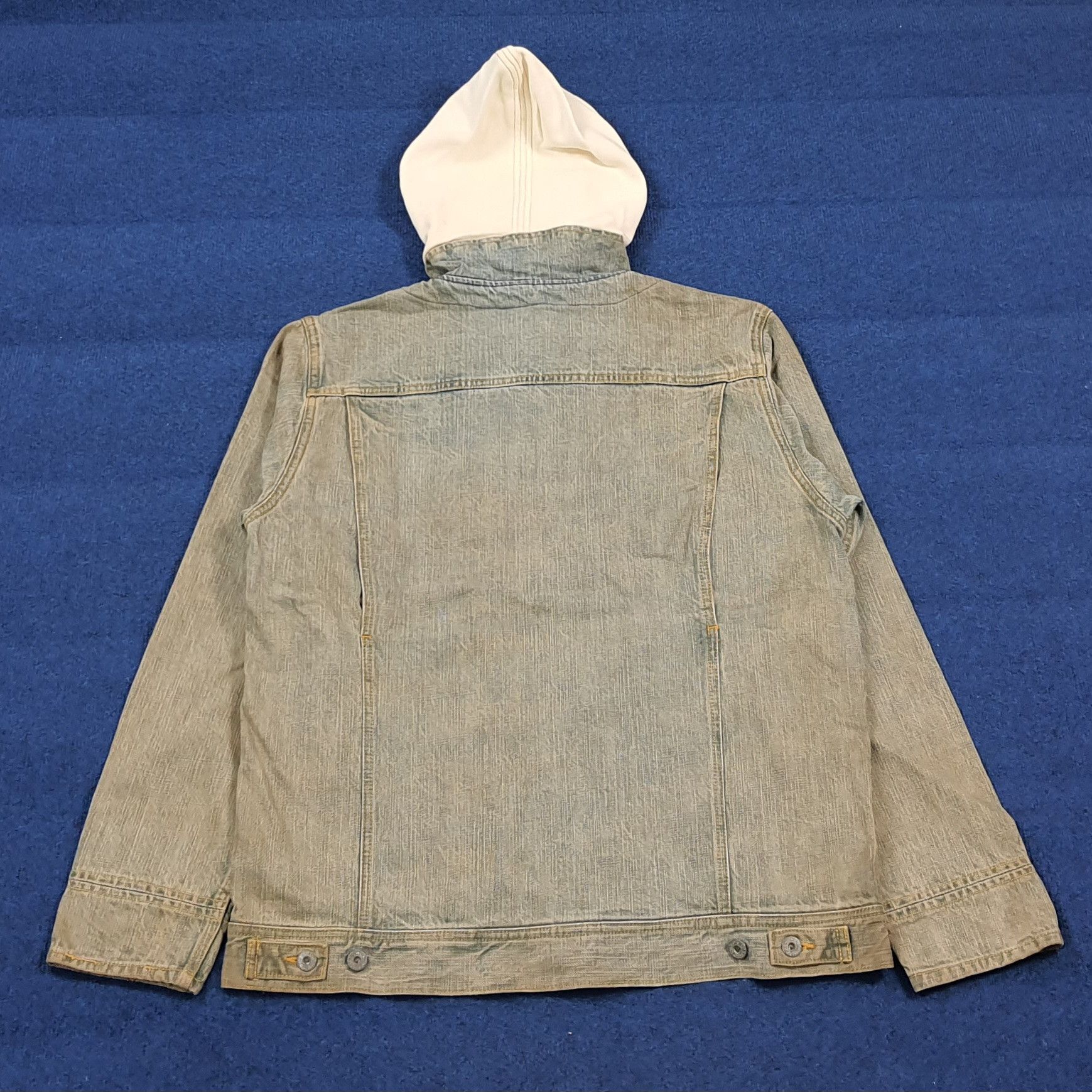 Vintage Vintage ROC STAR Light Wash Denim Hoodie Jacket C308N9 Size US L / EU 52-54 / 3 - 5 Thumbnail