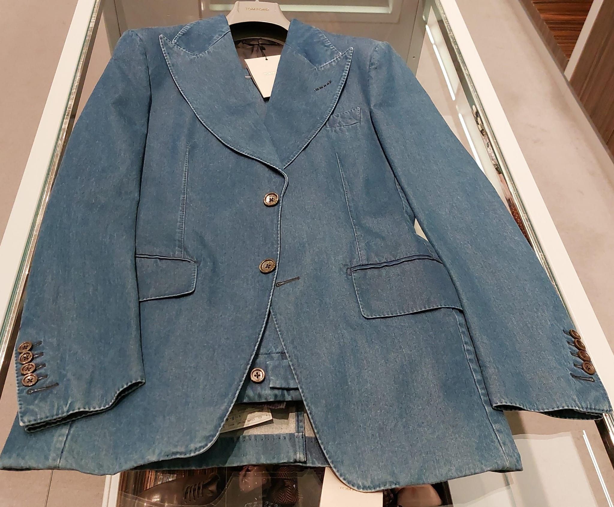 o1loc1c0724 Denim Suit in Blue