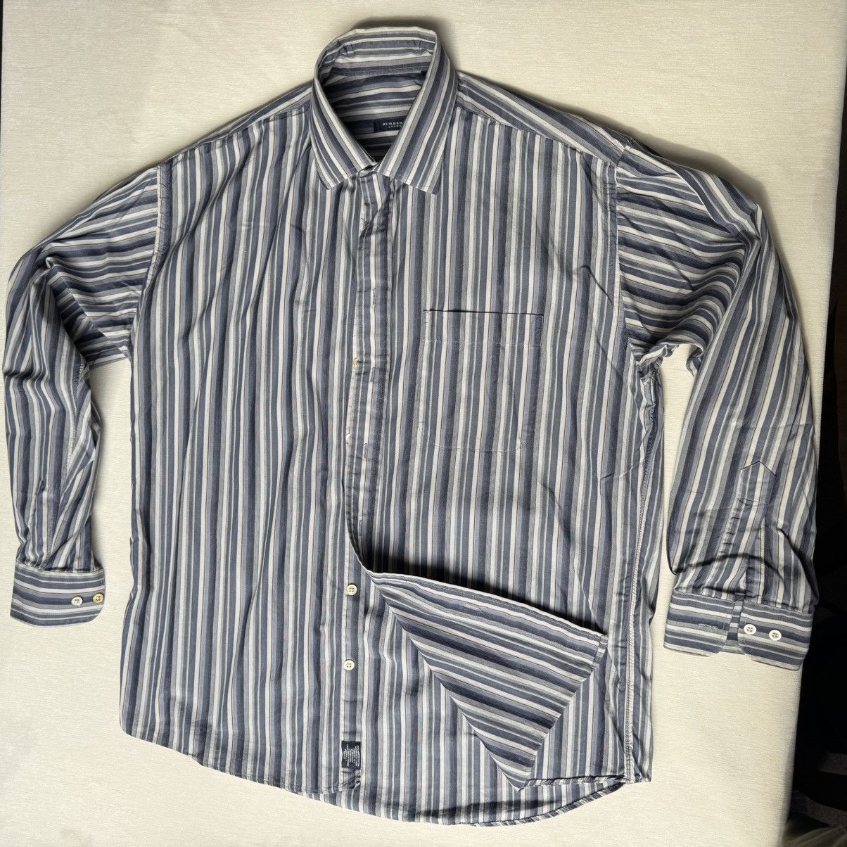 Burberry Burberry London men's striped button down size L Size US L / EU 52-54 / 3 - 1 Thumbnail