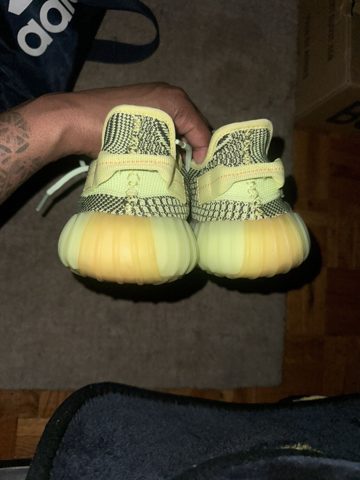 Yeezy Yeezy 350 v2 (Yeezreel) Size US 10.5 / EU 43-44 - 2 Thumbnail