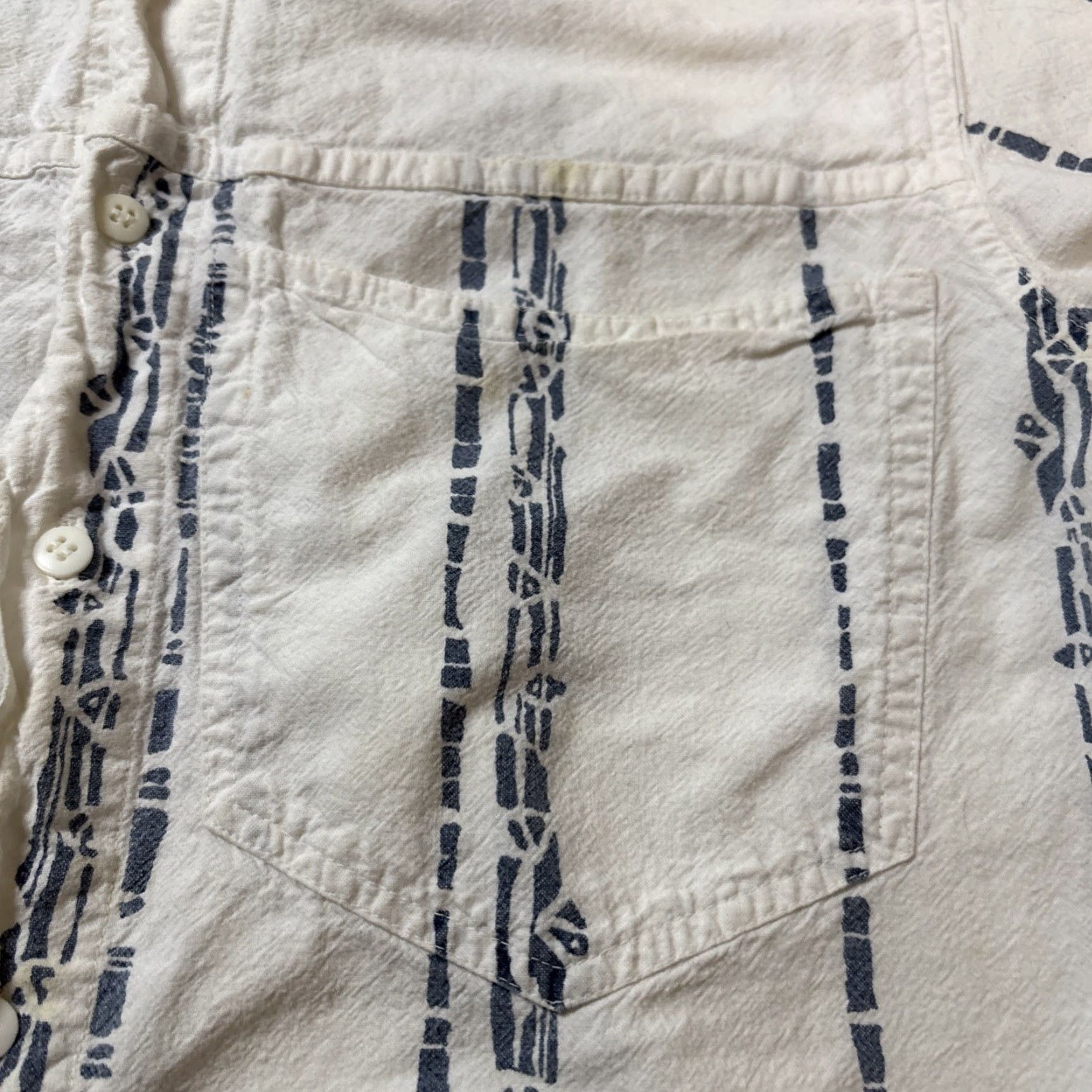 Vintage VINTAGE Men’s White 70s Button-Up Short Sleeve Shirt S Cotton Shirt Mens Far Size US S / EU 44-46 / 1 - 3 Thumbnail