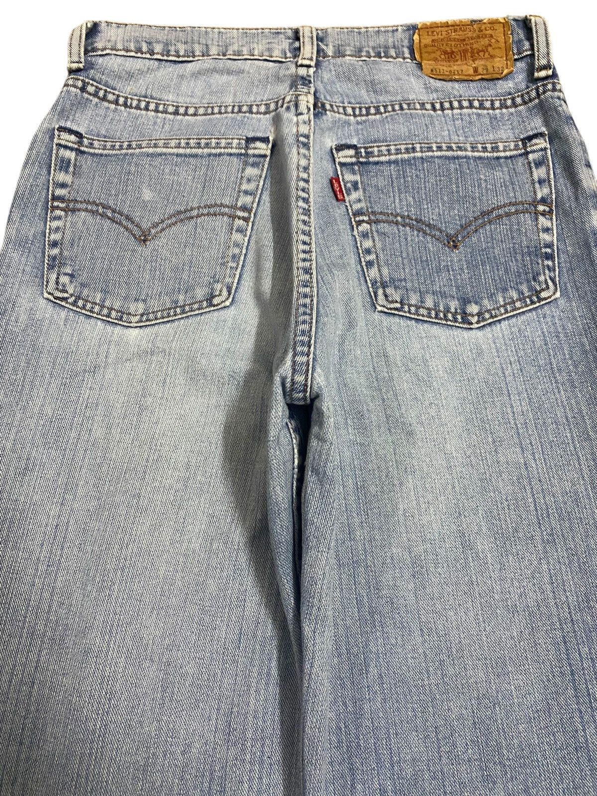 Levi's Vintage Clothing Vintage Levis511 80’s Faded Wash Loose Jeans Size US 28 / EU 44 - 4 Thumbnail