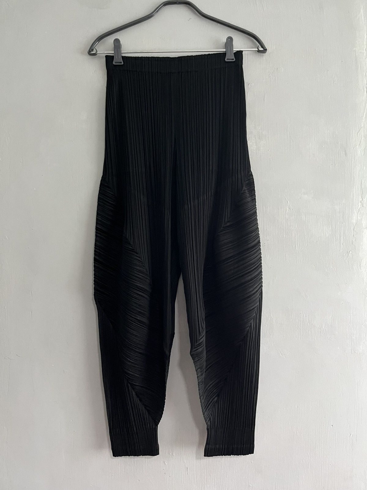 Pleats Please Issey Miyake Pleats Please Blast Pants Size 30" / US 8 / IT 44 - 1 Thumbnail