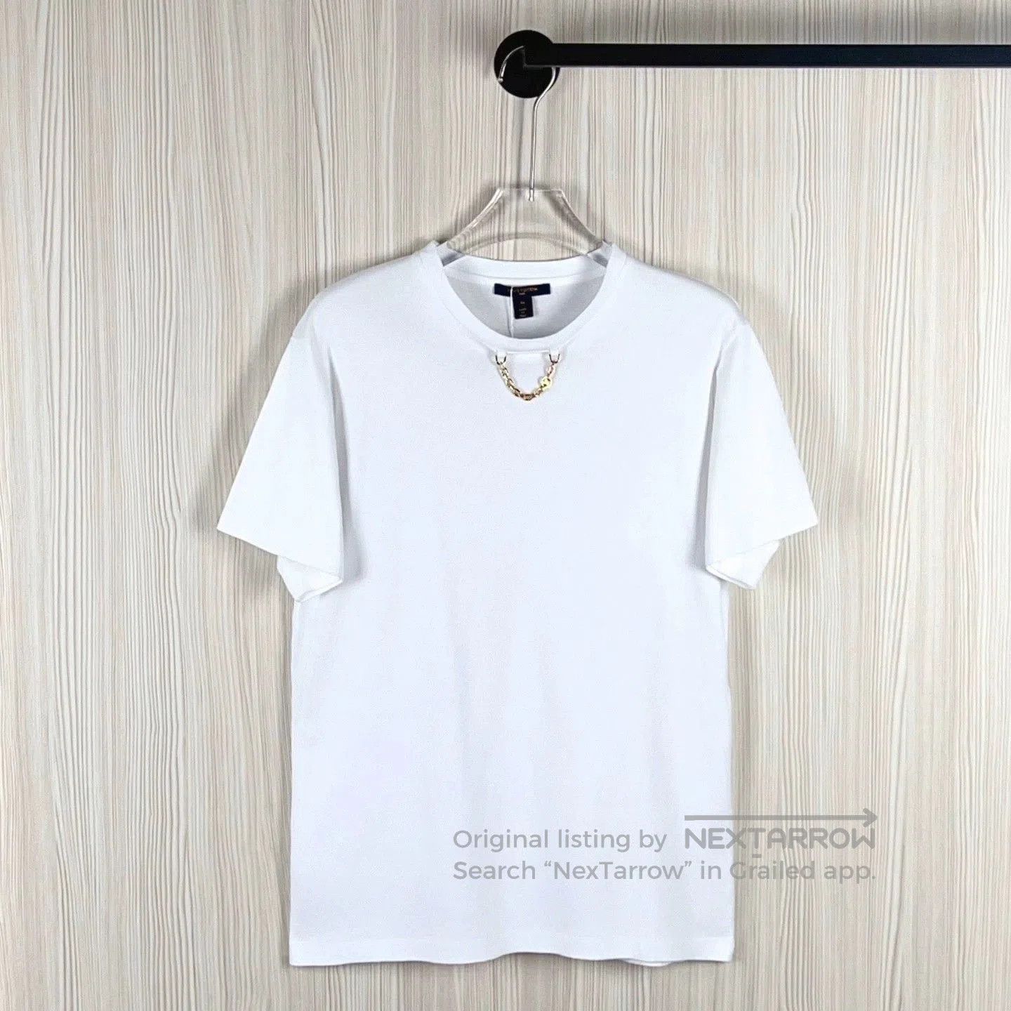 louis vuitton white short sleeve t-shirt.
