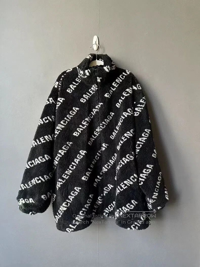 Balenciaga Balenciaga Logo Print Teddy Coat. Size US XS / EU 42 / 0 - 1 Thumbnail