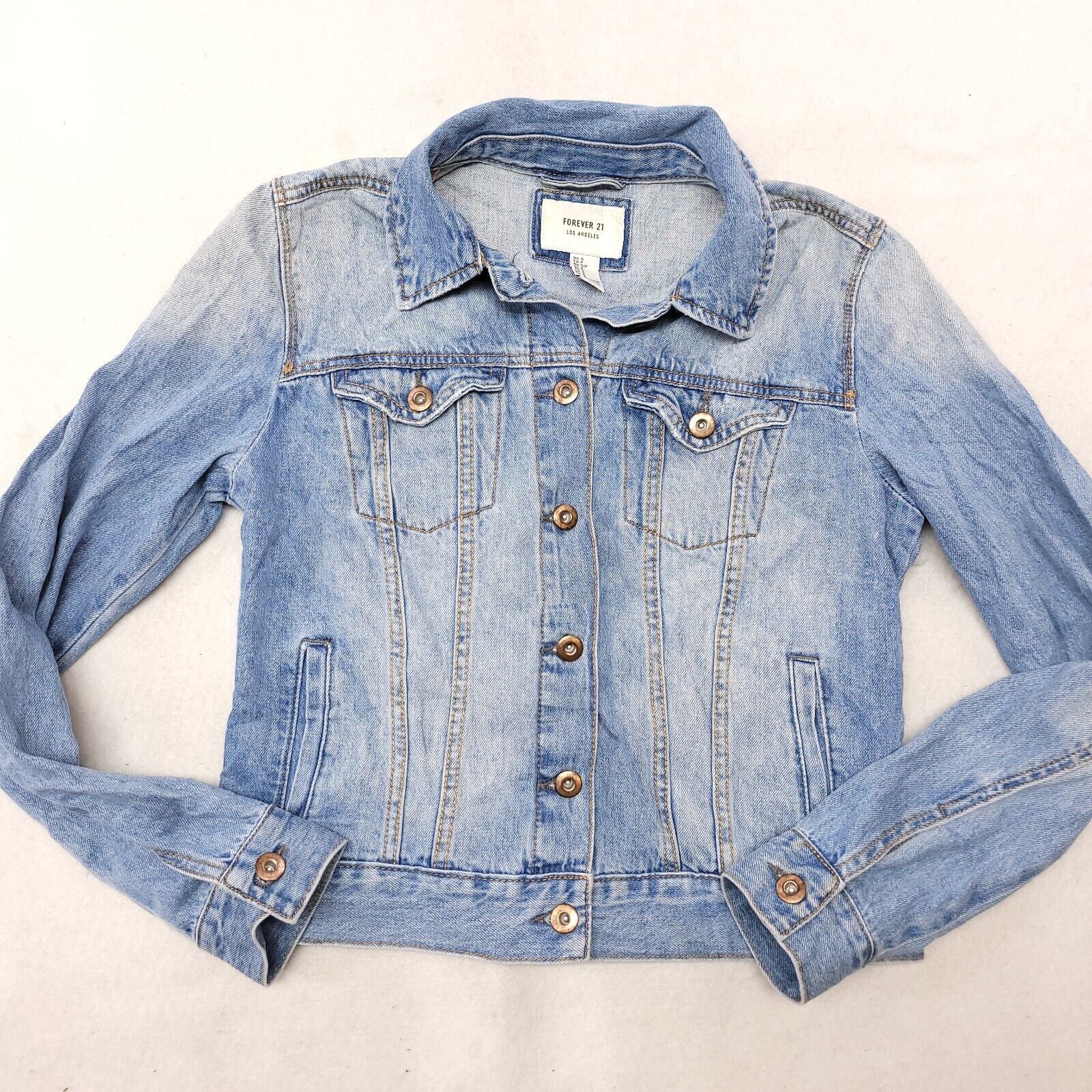 Forever 21 Forever 21 Casual Button Up Denim Jacket Womens Size S Blue Size S / US 4 / IT 40 - 2 Thumbnail