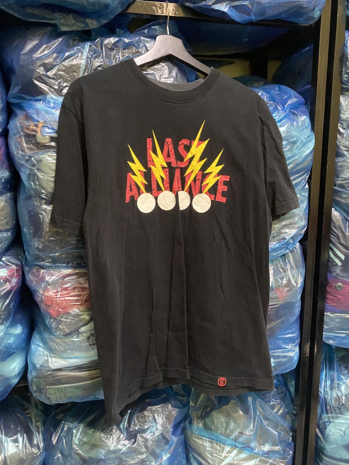 Band Tees VINTAGE Y2K LAST ALLIANCE JAPANESE BAND TEE ROCK TOUR 2004 Size US M / EU 48-50 / 2 - 3 Thumbnail