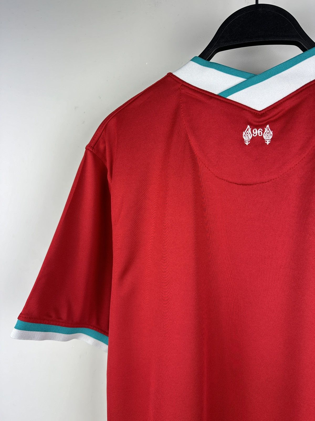 Nike Nike FC Liverpool 2020/21 Home Football Shirt Soccer Jersey Size US M / EU 48-50 / 2 - 10 Thumbnail