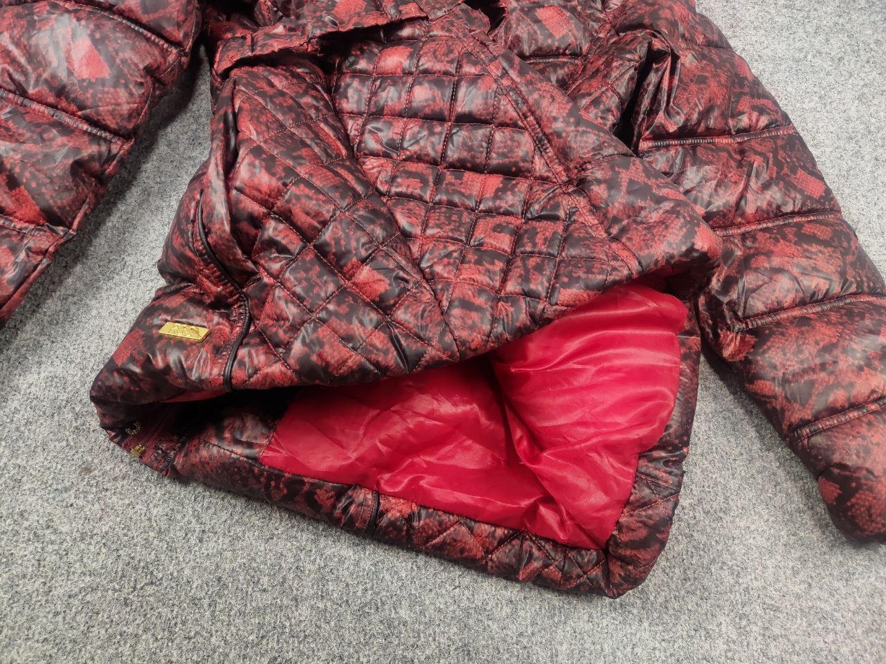 Rocawear Vintage Rocawear Y2K Style red pattern Fur Hoodie Jacket LGB Size L / US 10 / IT 46 - 12 Thumbnail