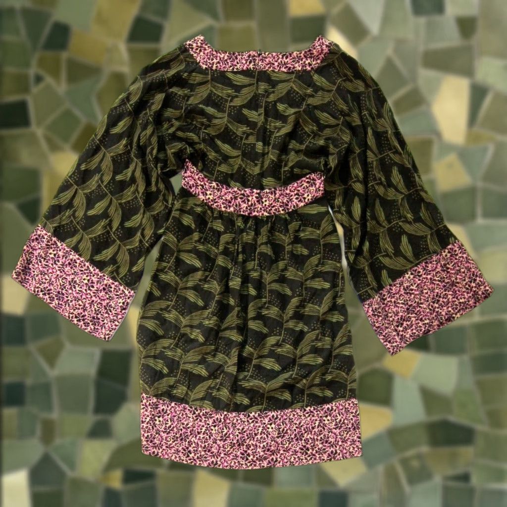 Pinko Rachel Roy Floral 100% Rayon Green Pink V-Neck Empire Dress Long Flare Sleeve Knee Length Women 2 Size XS / US 0-2 / IT 36-38 - 1 Thumbnail