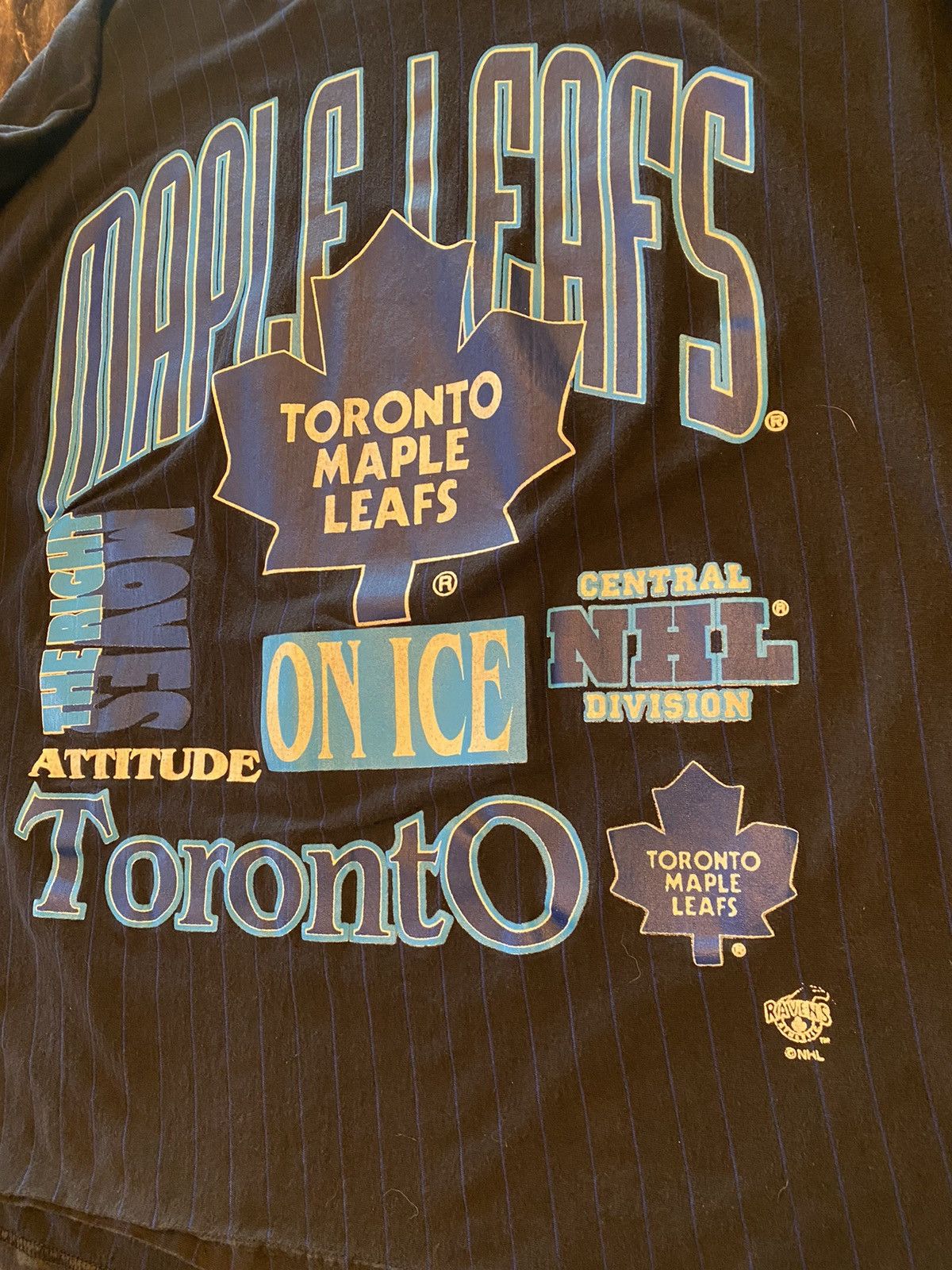 Vintage Toronto Maple Leafs 90s 3/4 sleeve shirt Size US XL / EU 56 / 4 - 2 Thumbnail
