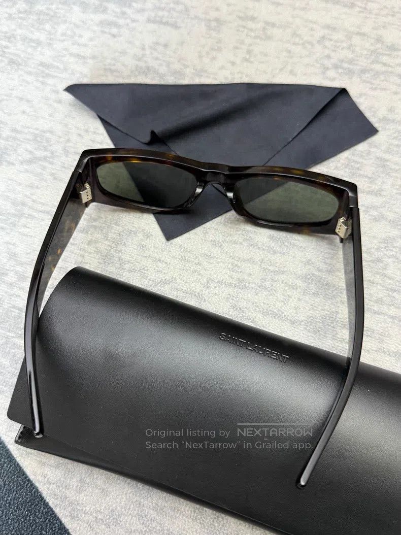 Saint Laurent Paris Saint Laurent Paris Sunglasses Size ONE SIZE - 3 Thumbnail