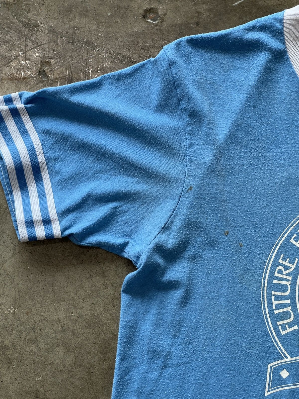 Vintage Vintage 90s Vneck Future Educators of America Tee Large Size US L / EU 52-54 / 3 - 6 Thumbnail