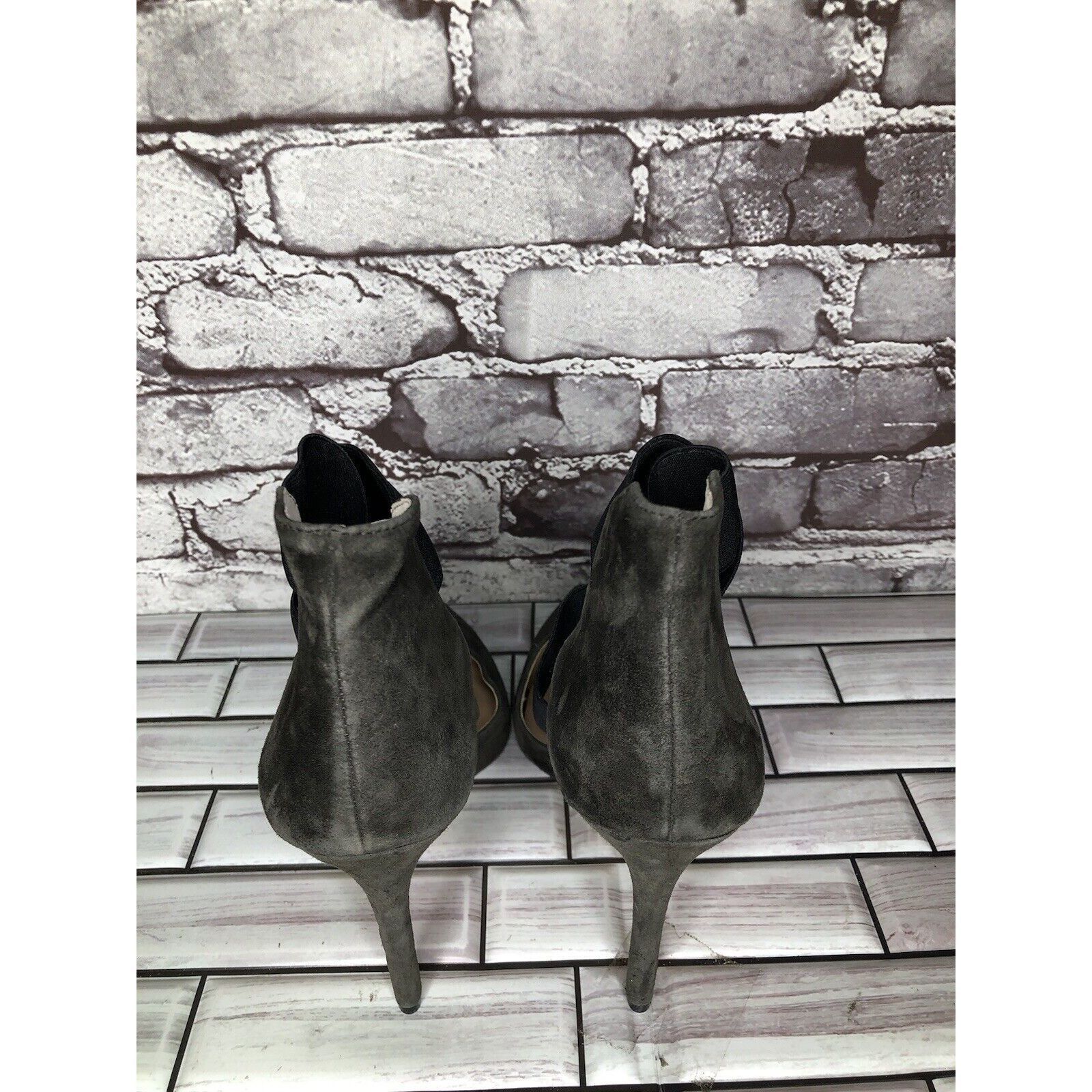 Vince Camuto Vince Camuto Nigel Charcoal Gray Suede Elastic Pointed Toe H Size US 9 / IT 39 - 5 Thumbnail