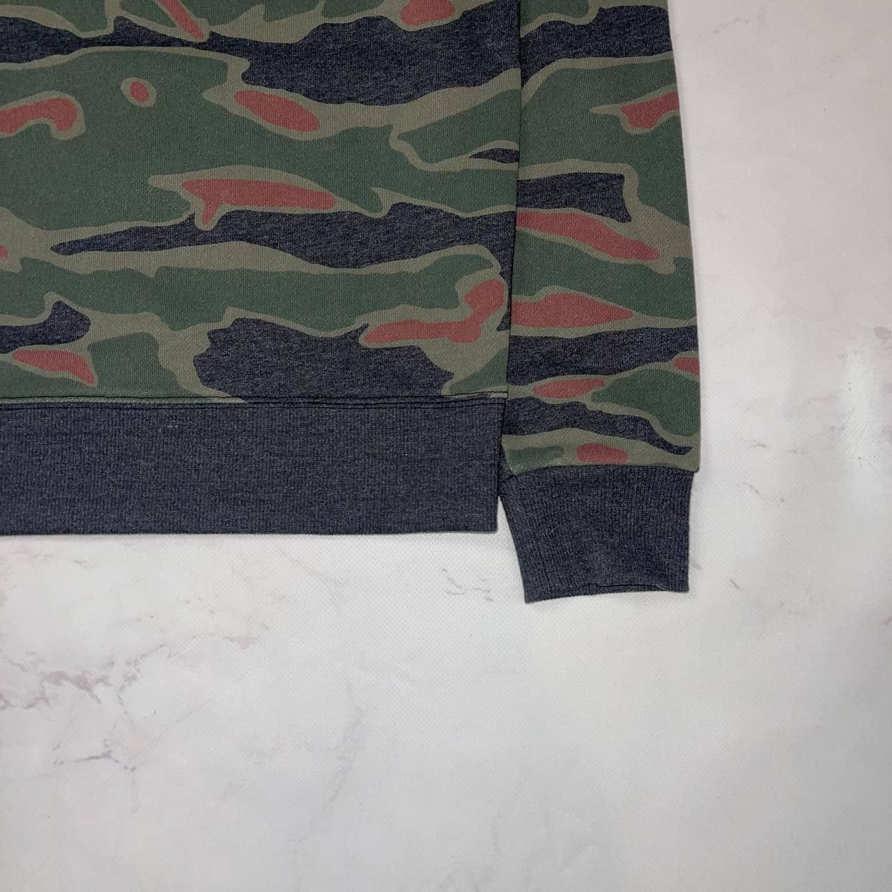 G-Star Streatwear G Star Raw Camo SweatShirts Big Logo sz S Size US S / EU 44-46 / 1 - 12 Thumbnail