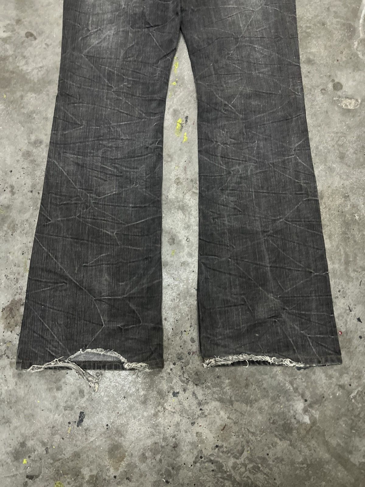 Japanese Brand × Vintage FLARED🔥UNKNOWN DISTRESSED DENIM PANT Size US 33 - 8 Thumbnail