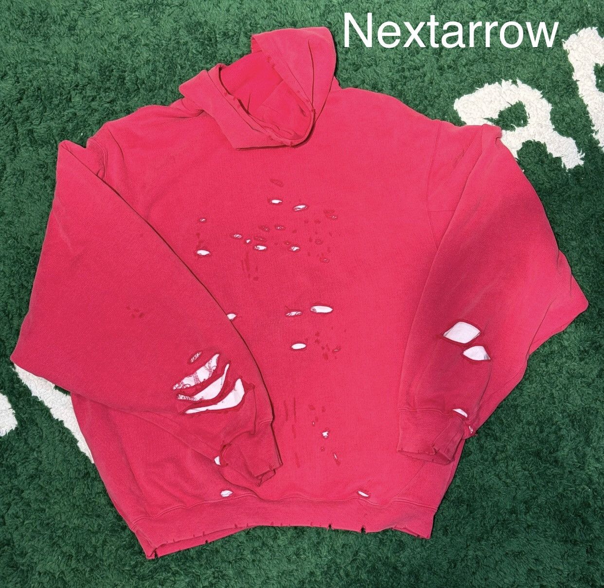 Balenciaga Balenciaga letter printed silhouette perforated sweatshirt Size US XXS / EU 40 - 2 Thumbnail