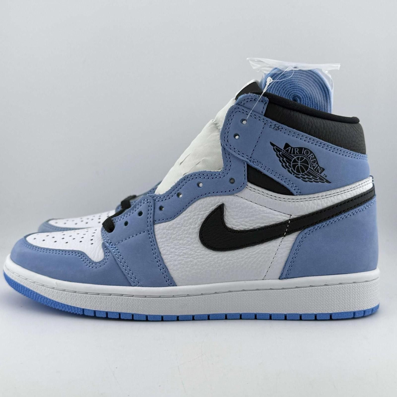 Nike Nike Air Jordan 1 Retro High OG University Blue 8.5 New Size US 8.5 / EU 41-42 - 2 Thumbnail