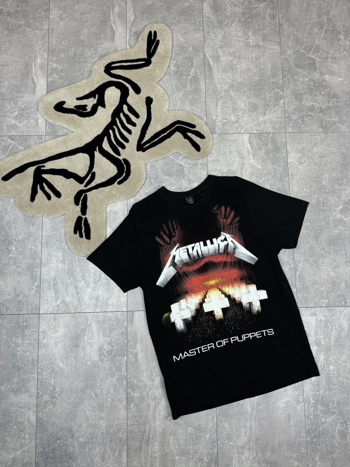 Band Tees × Metallica × Vintage Mens Vintage Metallica T-shirt rock band tee rare Size US L / EU 52-54 / 3 - 1 Thumbnail