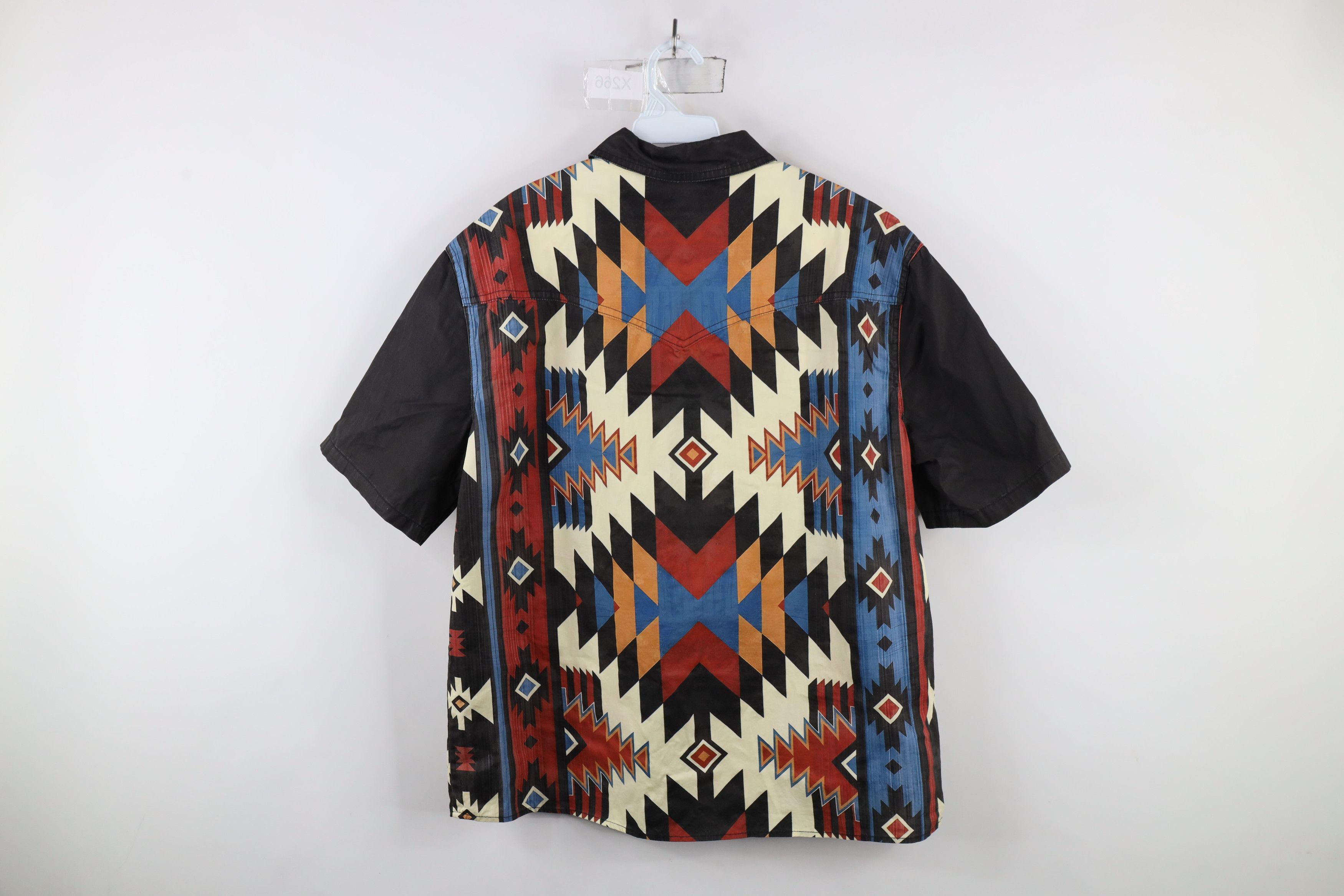 Vintage Vintage 90s Streetwear Rainbow Western Fiesta Button Shirt Size US M / EU 48-50 / 2 - 6 Thumbnail