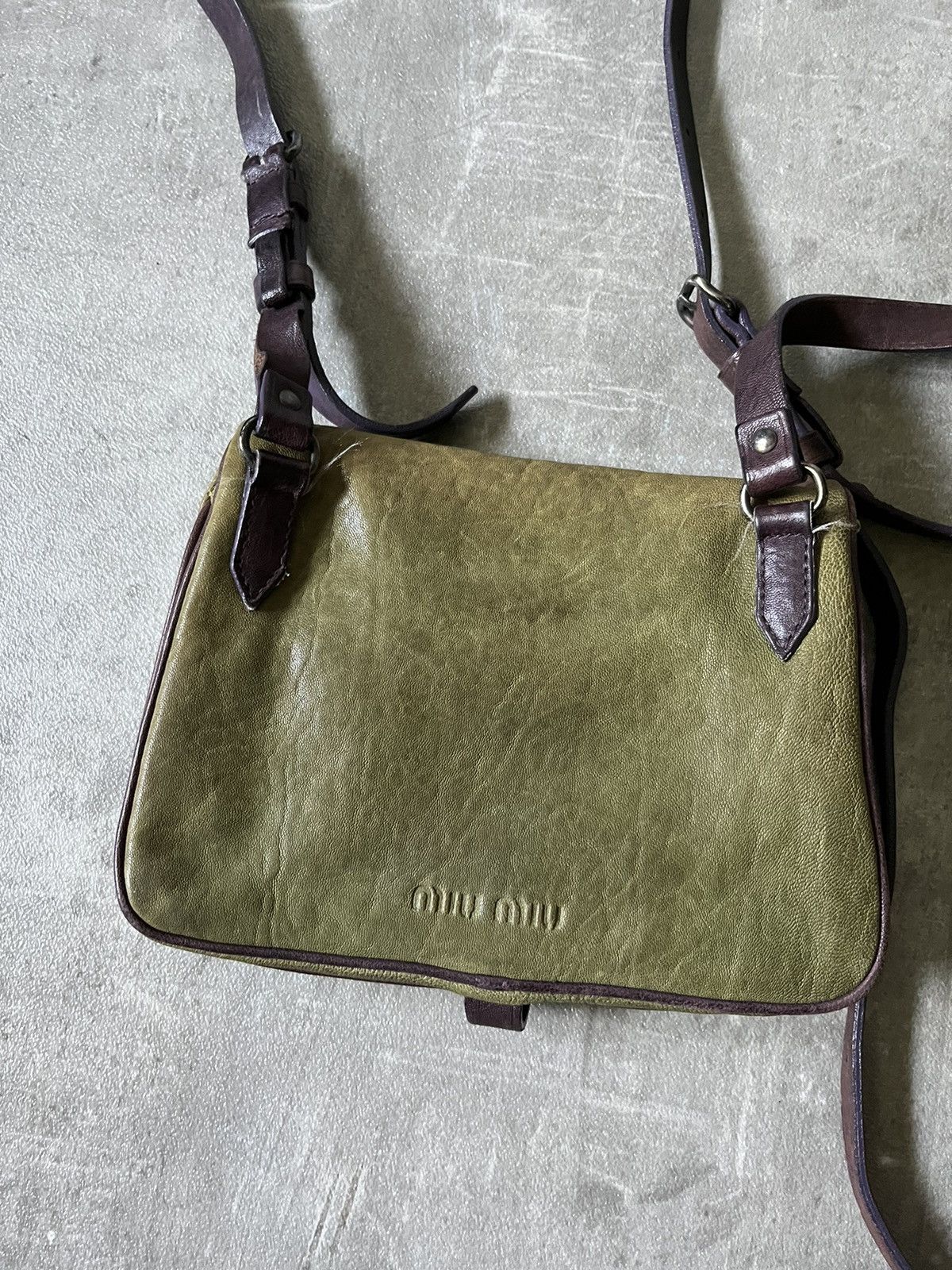 Vintage Miu Miu 90s green shoulder bag leather