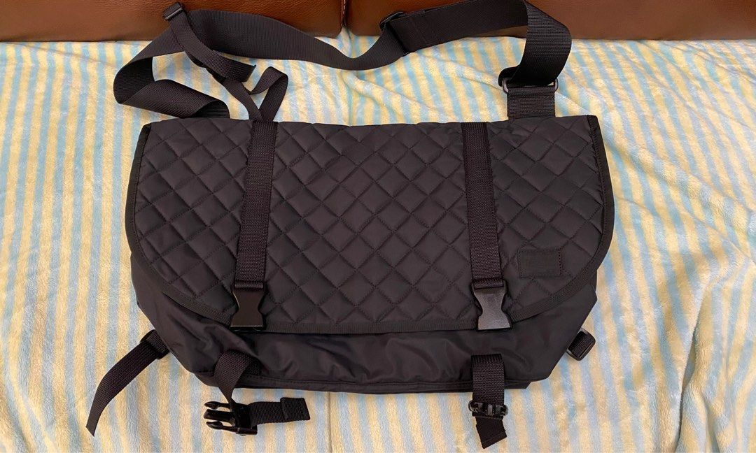 image of Head Porter Black Beauty Noir Messenger Bag, Men's