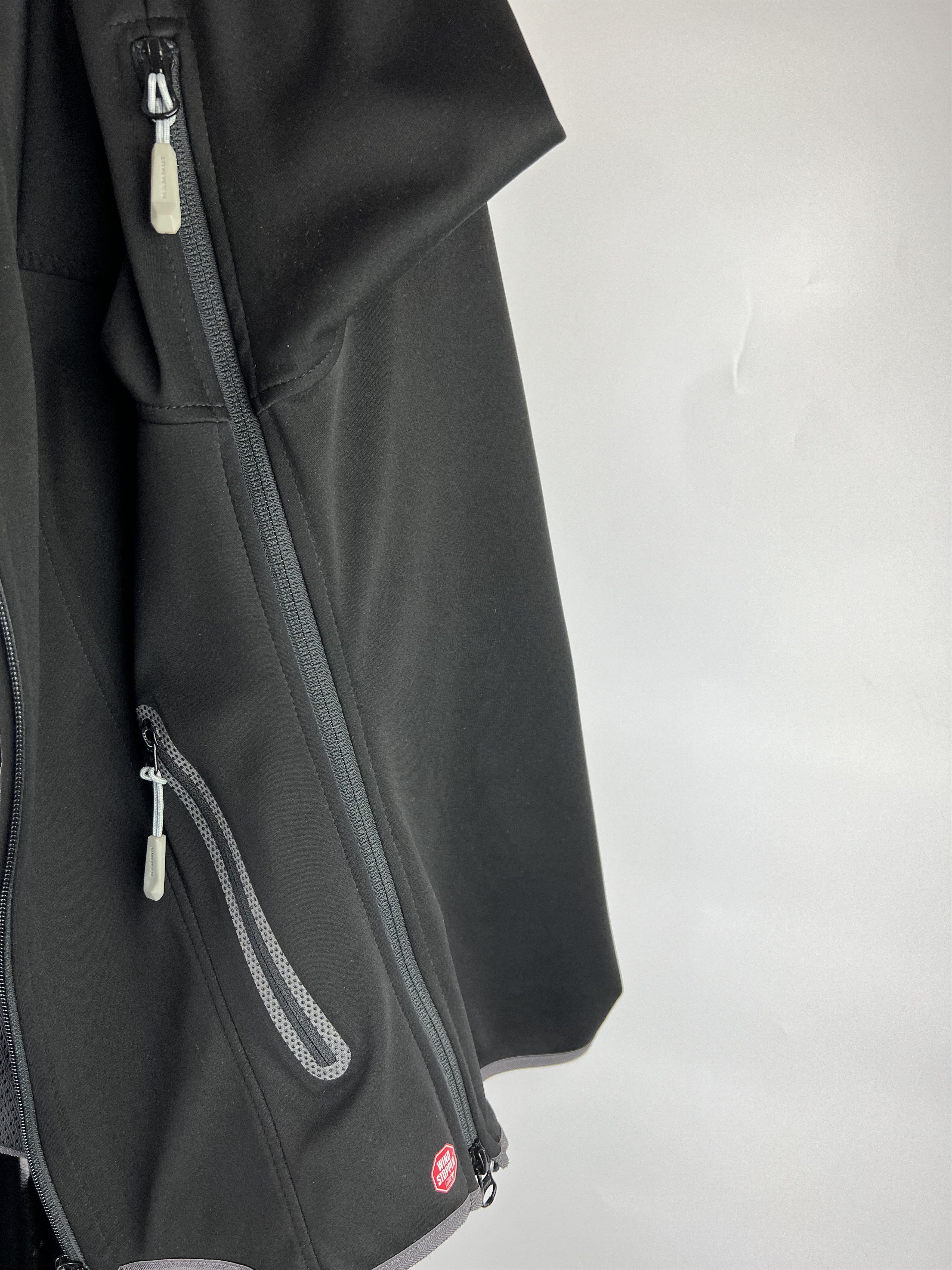Mammut Mammut Windstopper Softshell Hooded Jacket Black Size S Size S / US 4 / IT 40 - 6 Thumbnail