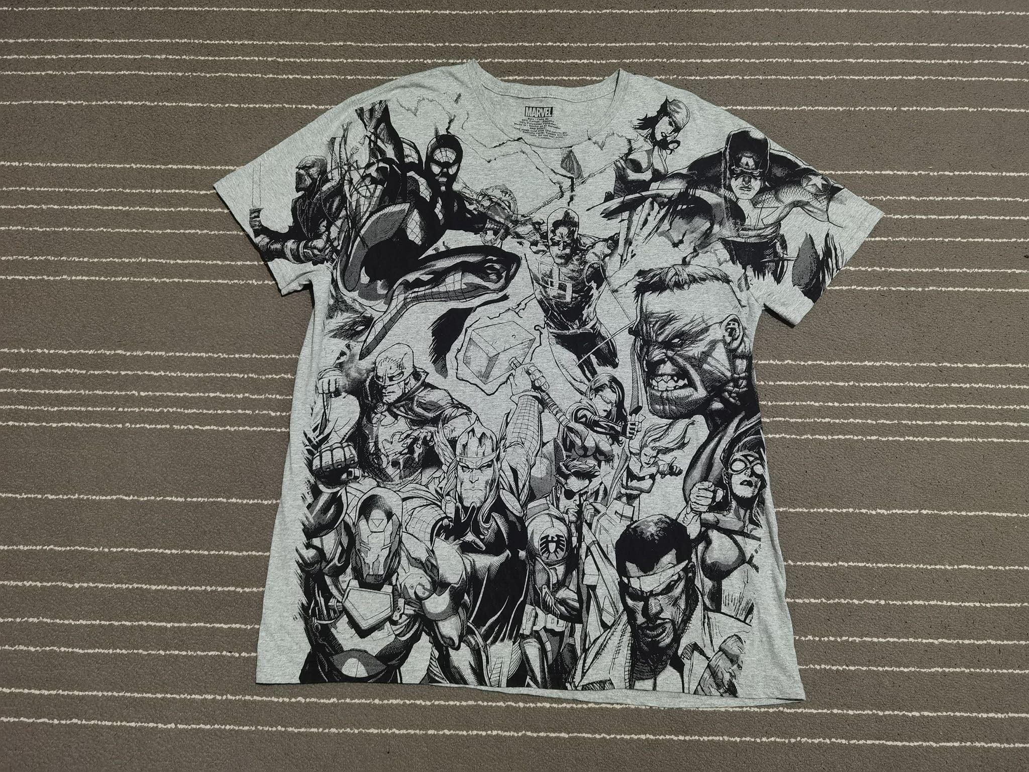 Marvel Comics Marvel full character over print L 2090 Size US L / EU 52-54 / 3 - 1 Thumbnail