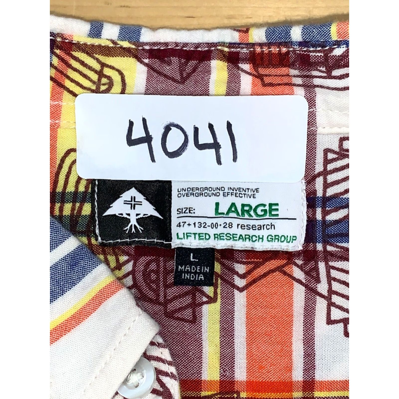 Vintage LRG Mens Button-Down L Plaid Southwest Short Sleeve Casual Shirt #4041 Size US 33 - 3 Thumbnail