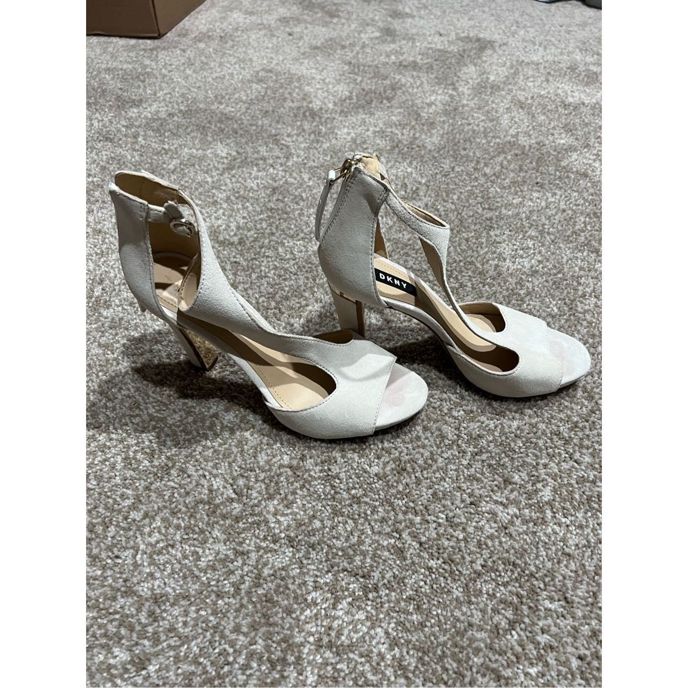 DKNY DKNY women shoes heels cream/light grey open toe size 8 Size US 8 / IT 38 - 1 Thumbnail