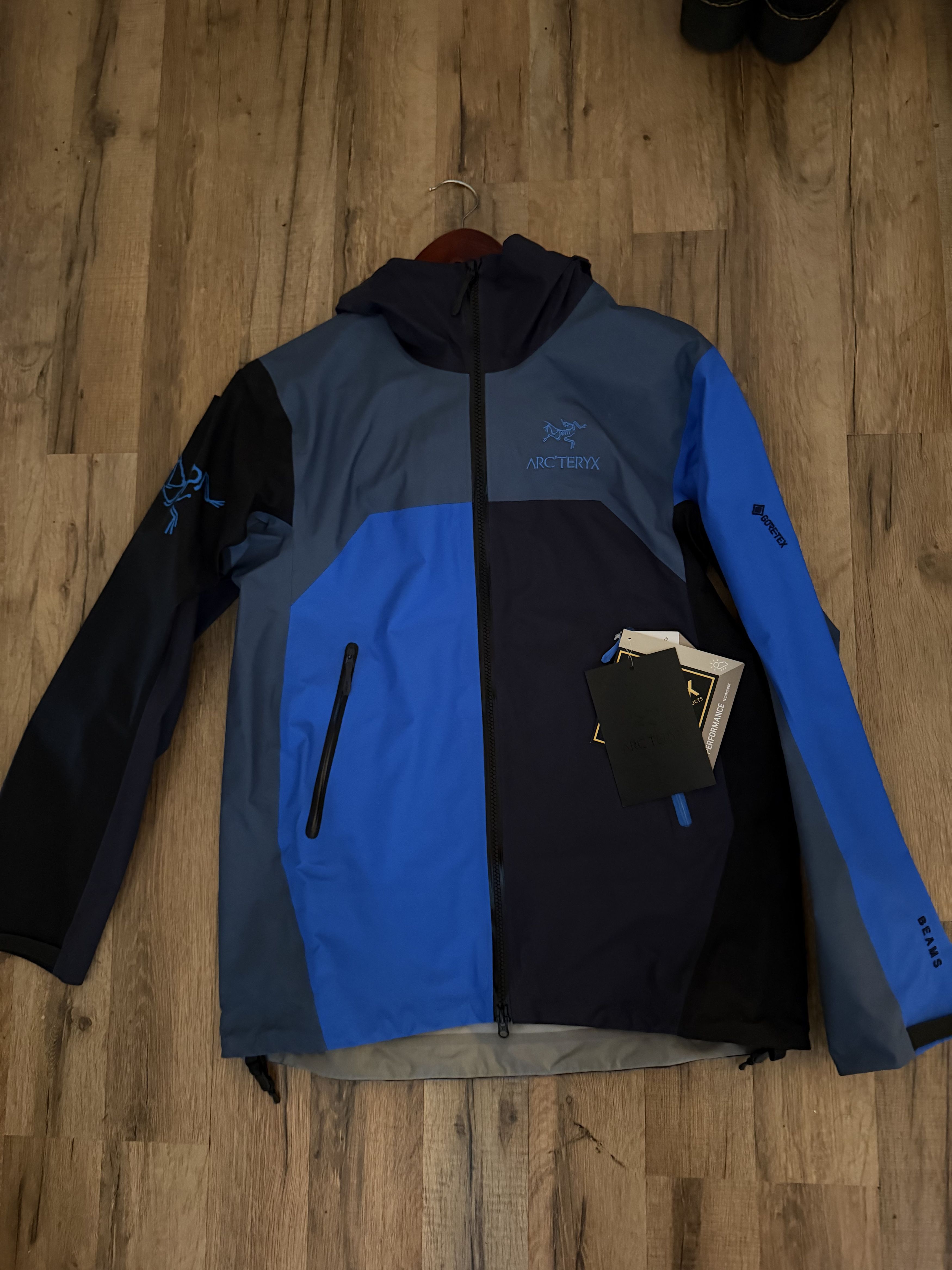 Arc'teryx × Beams Plus Beams X Arcteryx Beta Jacket Size S / US 4 / IT 40 - 1 Thumbnail