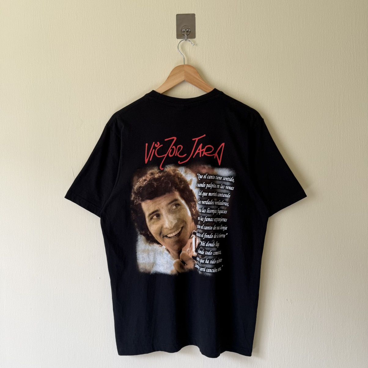 Vintage Vintage Victor Jara Politic Icon Tee Shirt Size US L / EU 52-54 / 3 - 2 Thumbnail