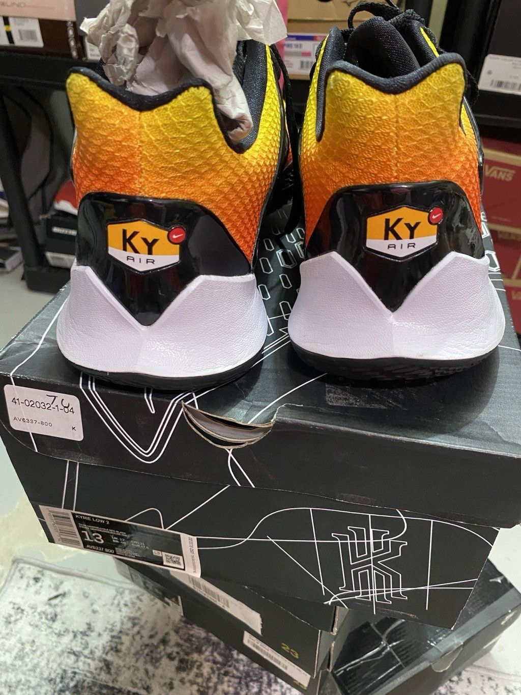 Nike Nike Kyrie Low 2 Ep Sunset AV6337-800 Size M 13 Size US 13 / EU 46 - 4 Thumbnail