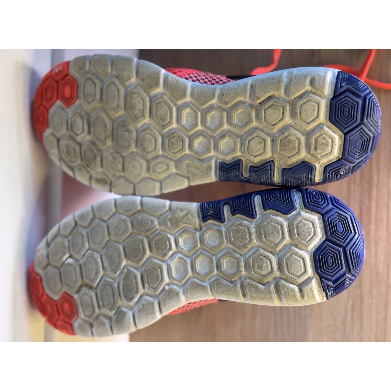 Nike Nike Free RN Motion Flyknit Women’s Shoes Sz 7 - Crim/Black Size US 4.5 / IT 34.5 - 5 Thumbnail
