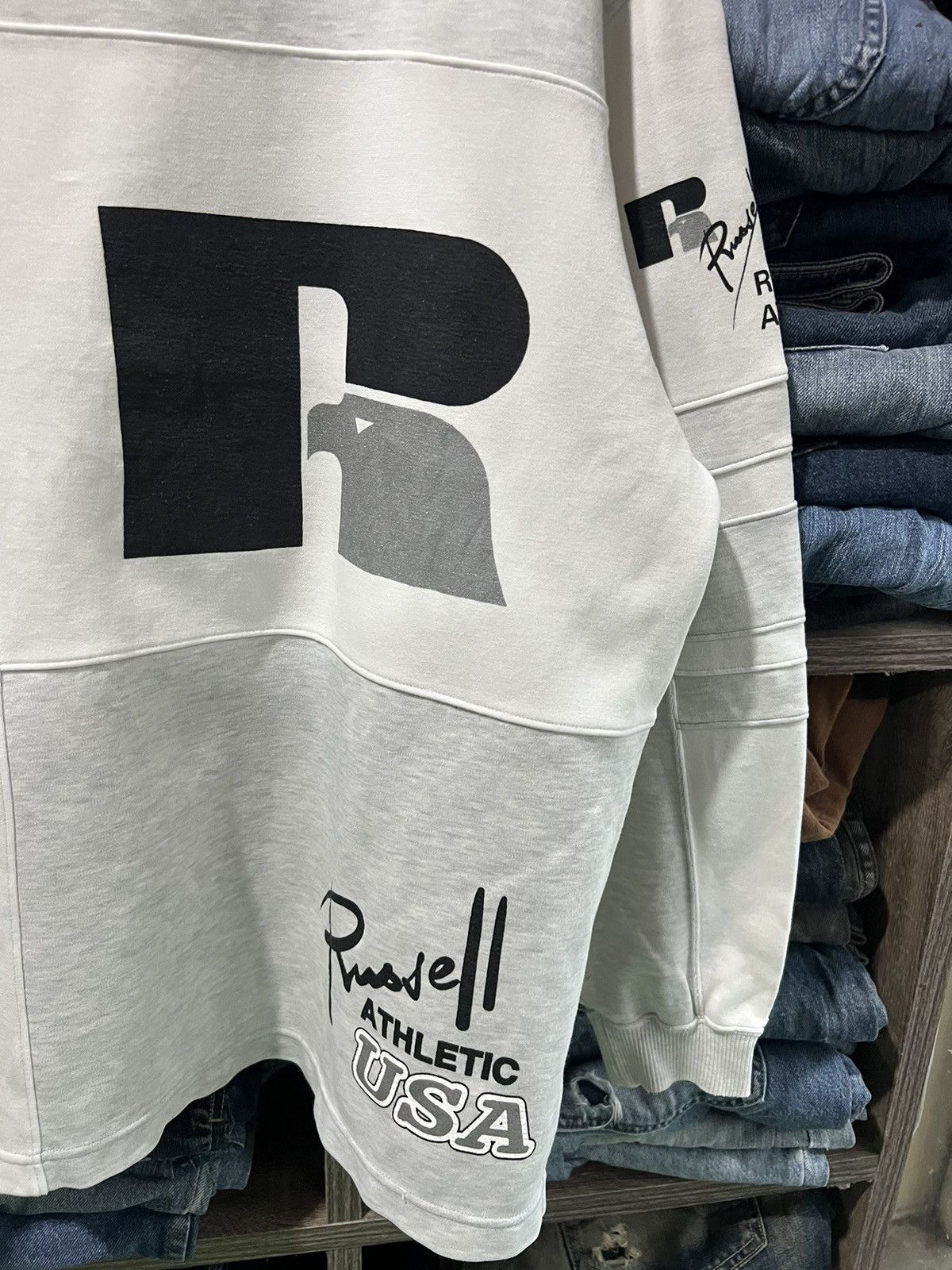 Russell Athletic 🔥Vintage Distressed Russell Athletic Crewneck Sweatshirt Size US M / EU 48-50 / 2 - 7 Thumbnail