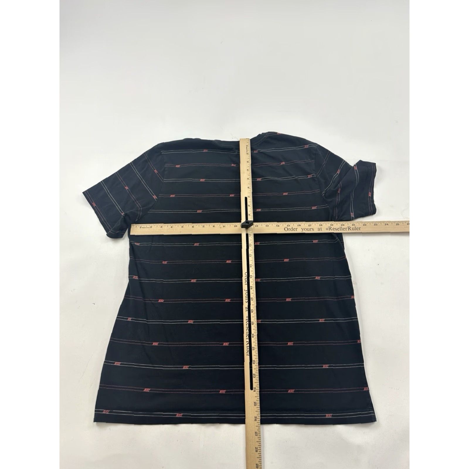Nike VINTAGE Nike Shirt Mens Large Black All Over Print Short Sleeve Pullover Size US L / EU 52-54 / 3 - 3 Thumbnail