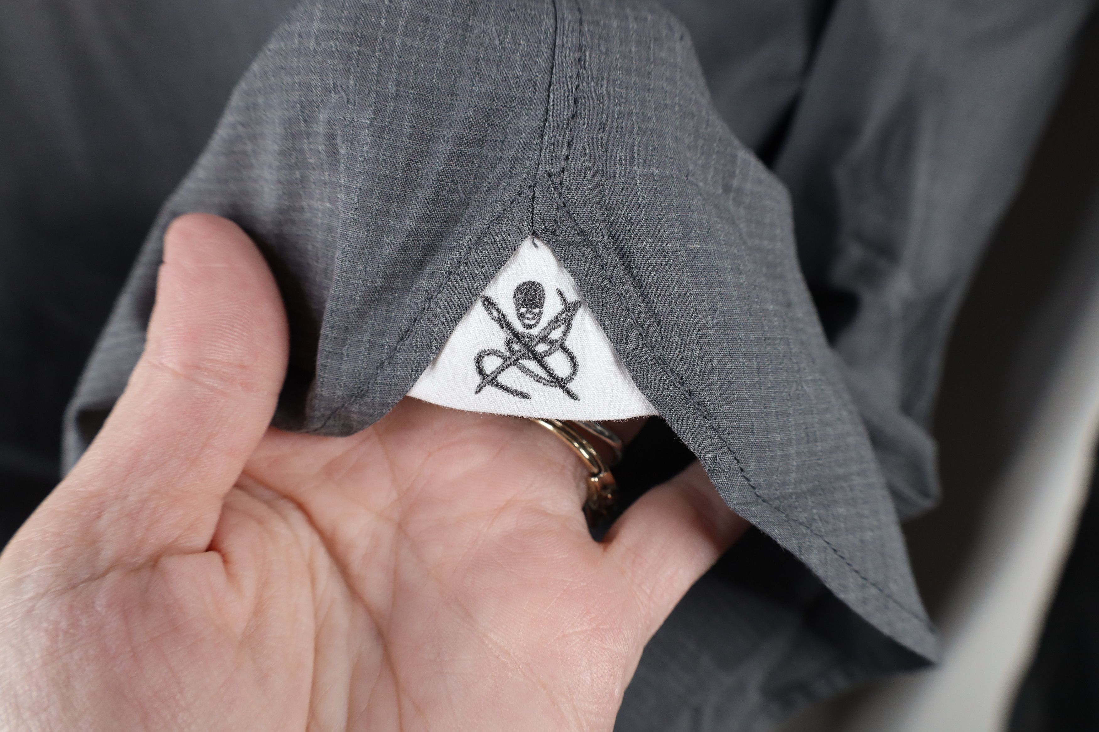 John Varvatos × Vintage John Varvatos USA Signature Tailored Stretch Button Shirt Size US M / EU 48-50 / 2 - 7 Thumbnail