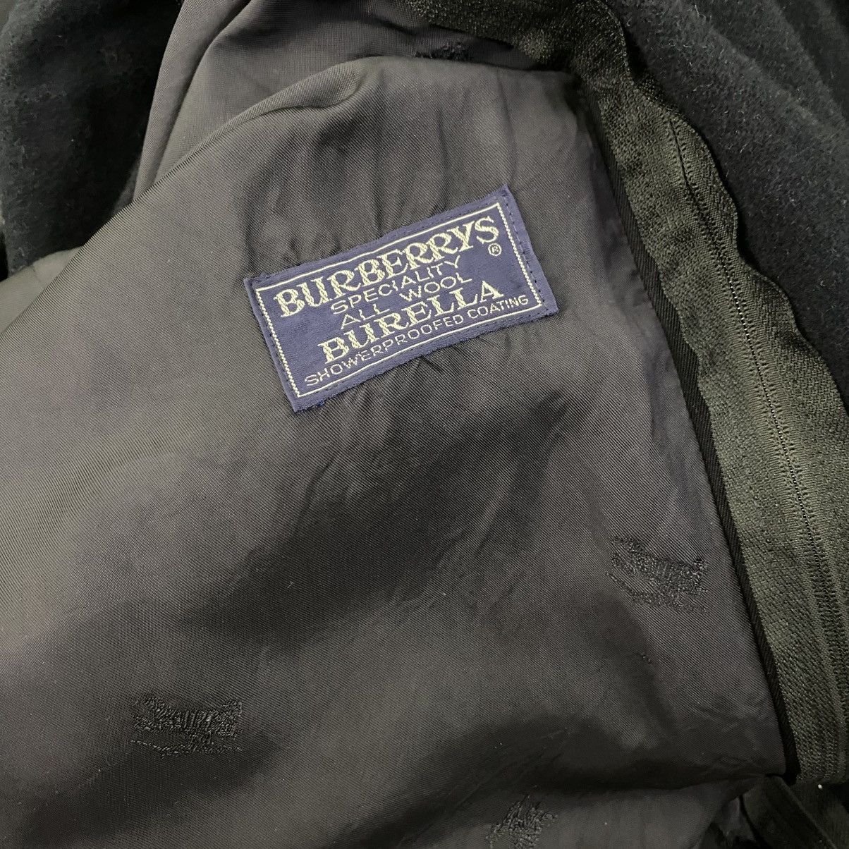 Burberry × Burberry Prorsum Vintage Burberrys Trench Coat Size M/L Blue Black Colour Size US L / EU 52-54 / 3 - 10 Thumbnail
