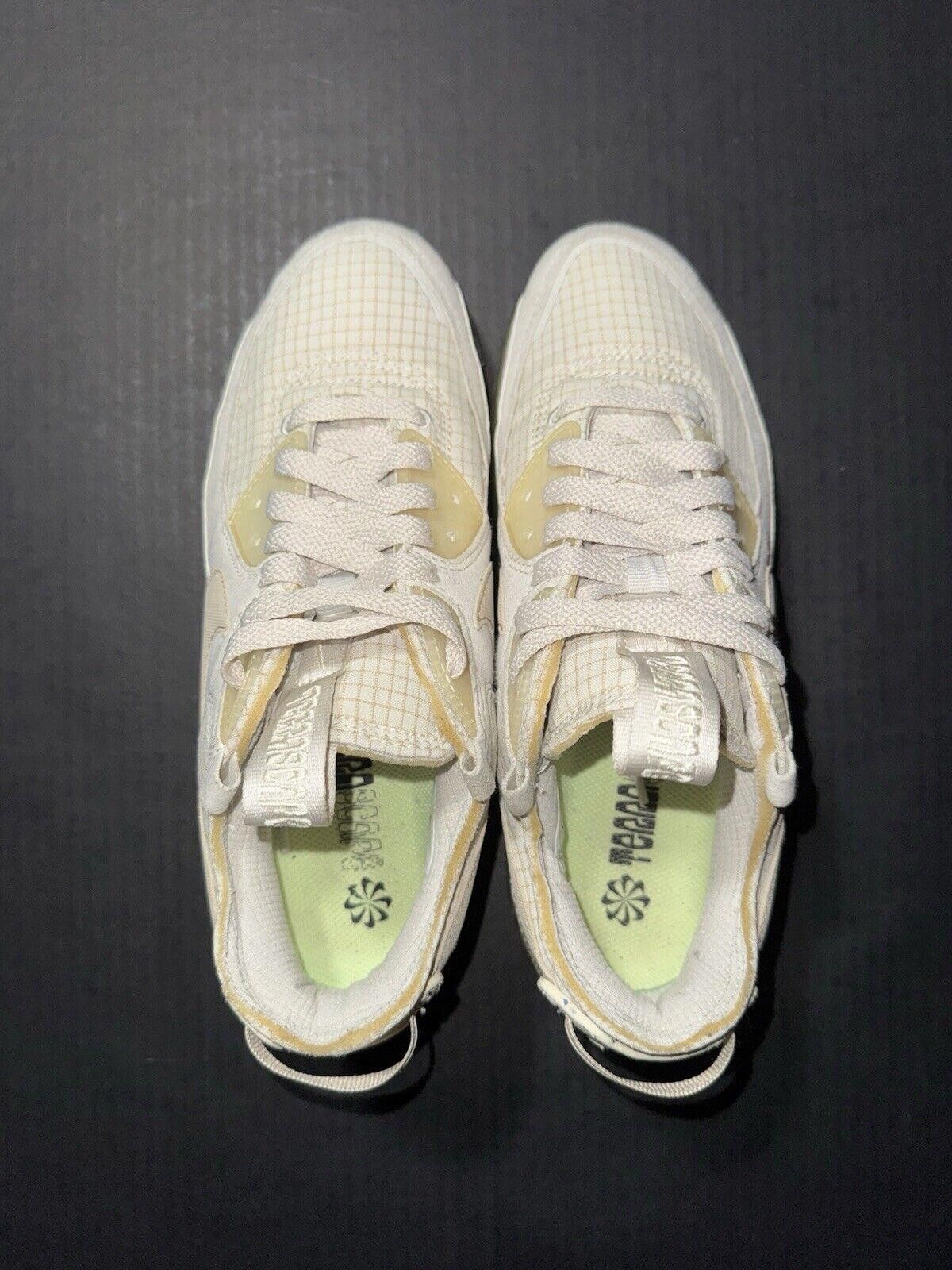 Nike Nike WMNS Air Max 90 Terrascape Light Bone DC9450-001 6.5 Size US 6.5 / IT 36.5 - 8 Thumbnail