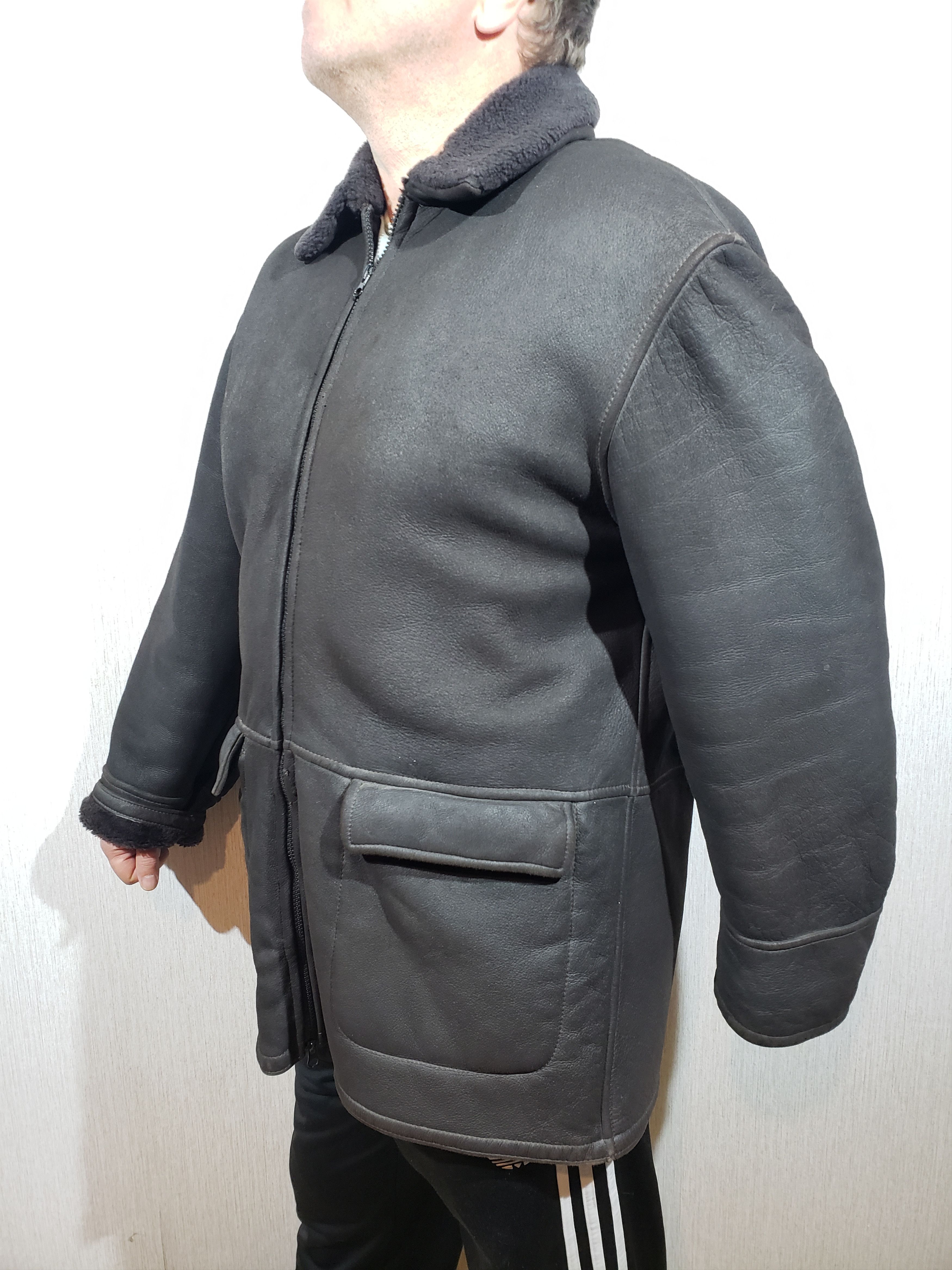 Other Stylish men's black sheepskin coat. Size US L / EU 52-54 / 3 - 2 Thumbnail