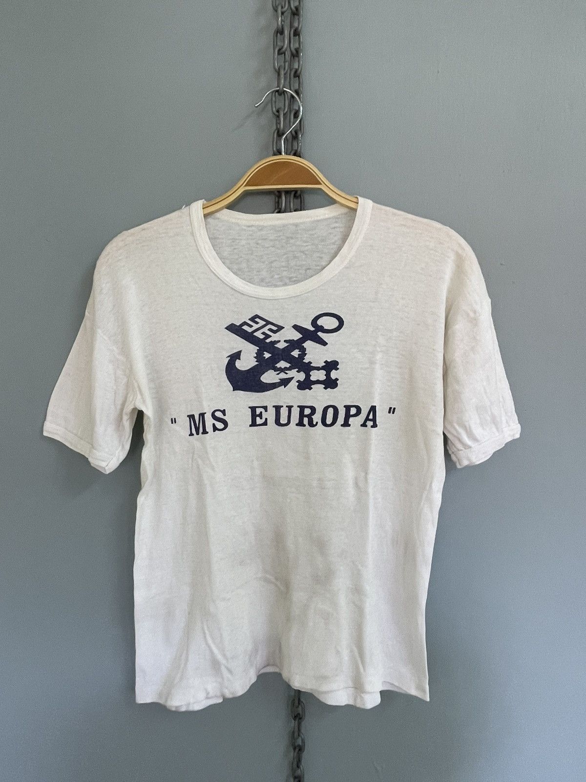 Vintage Vintage MS EUROPA Navy t shirt Size US S / EU 44-46 / 1 - 1 Thumbnail