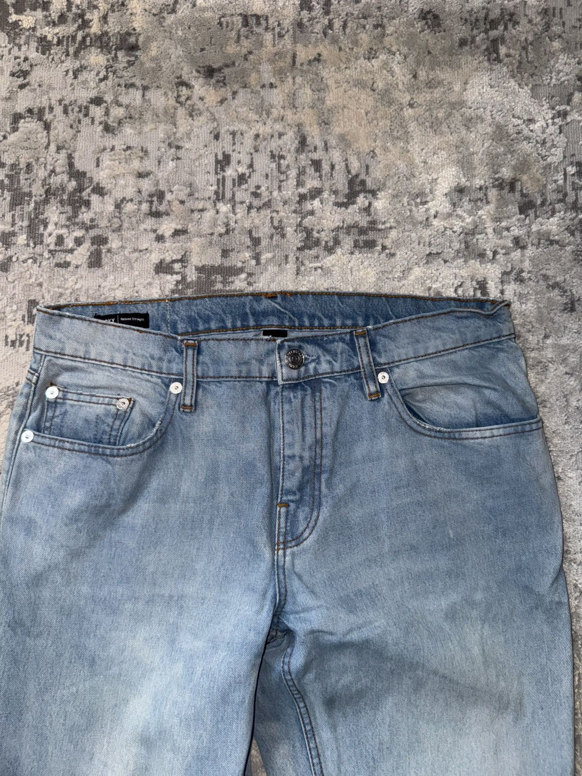 True Religion True Religion Ricky/Relaxed Ligjt Washed Denim Jeans Size US 33 - 4 Thumbnail