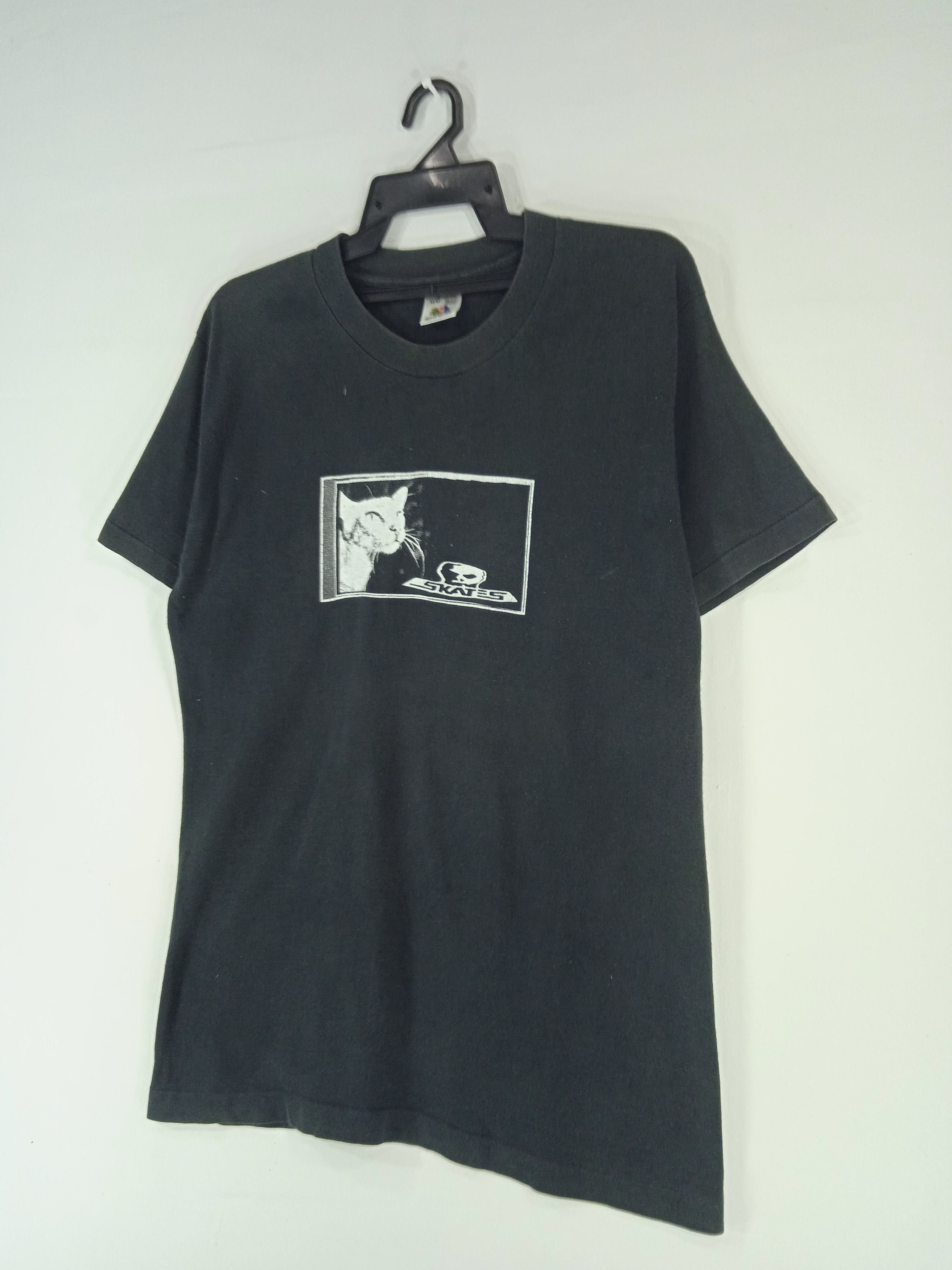 Vintage Vintage Skull Skate Streetwear 90's Single Stich Tshirt Size US M / EU 48-50 / 2 - 7 Thumbnail