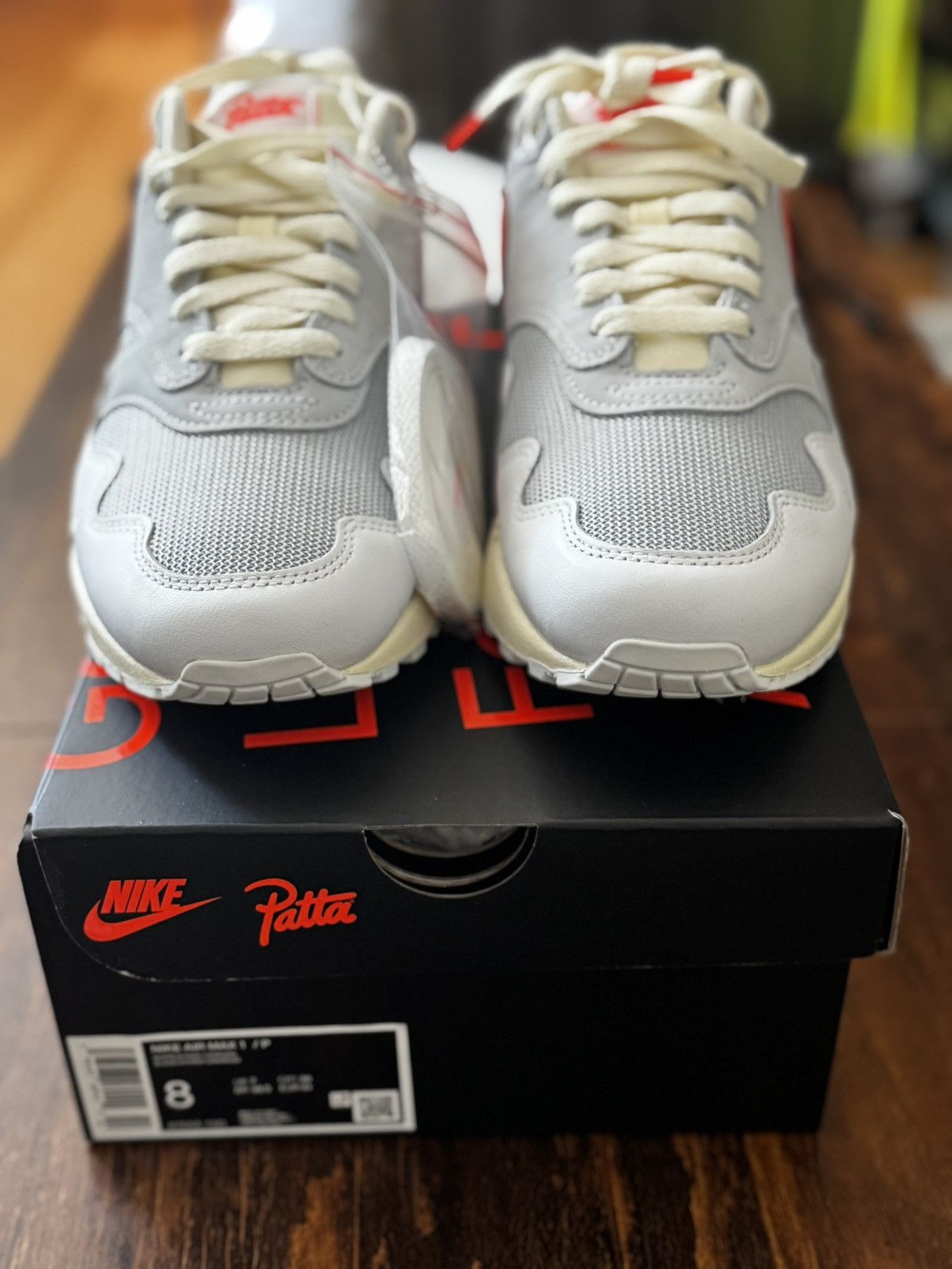 Nike × Patta Patta X Nike Air Max 1/P White/ Hyper Crimson-Pure Platinum Size US 8 / EU 41 - 6 Thumbnail