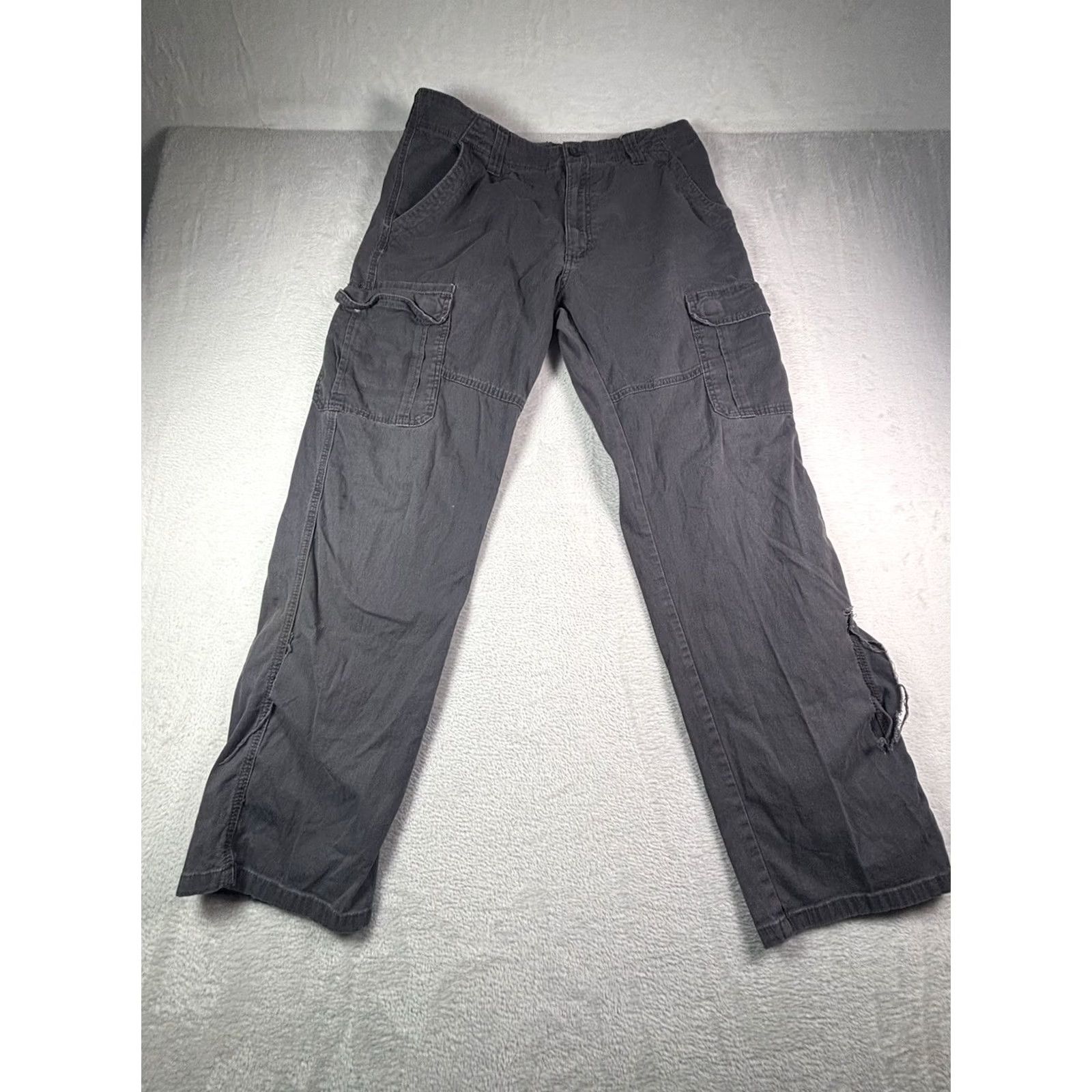 Wrangler VINTAGE Wrangler Cargo Pants 34x32 Gray Authentics Men Cargo Pants Relaxed Fit Mens Pants Gray 90s? Size US 34 / EU 50 - 2 Thumbnail